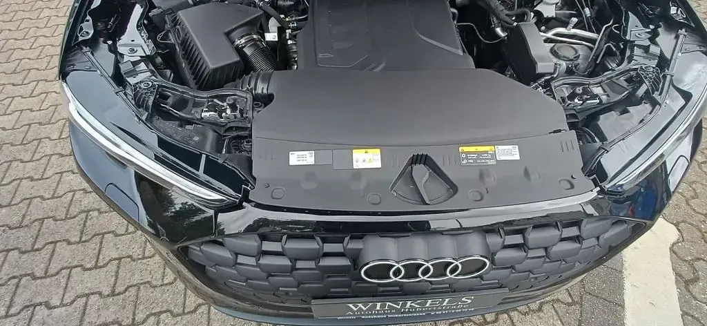 Gebraucht Audi Q5 S-Line 299 PS (219 kW) 2026 Schwarz SUV