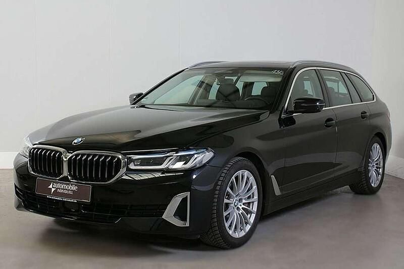 Schwarz Gebraucht 2021 BMW 530 Luxury Line Kombi | 33.840 € (Superpreis) - Bild 1/4