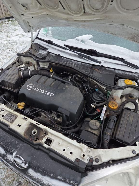 Gebraucht Opel Combo 75 PS (55 kW) 2010 Weiß Van / Kleinbus