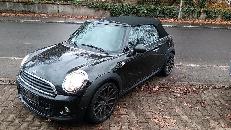 Schwarz Gebraucht 2015 Mini One Cabriolet Cabrio | 5.950 € (Superpreis) - Bild 1/4