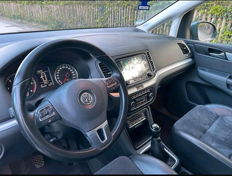 Gebraucht VW Sharan 140 PS (102 kW) 2012 Schwarz Van / Kleinbus