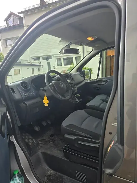 Gebraucht Opel Vivaro 125 PS (91 kW) 2018 Grau Van / Kleinbus