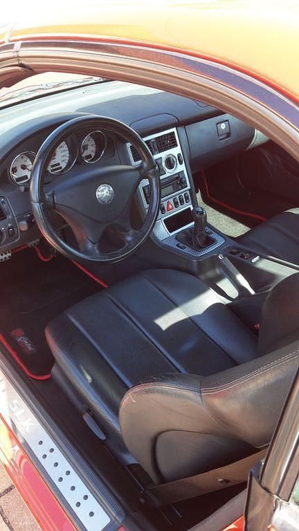 Second-hand Mercedes SLK200 150 CP (110 kW) 2001 Roșu Cabrio