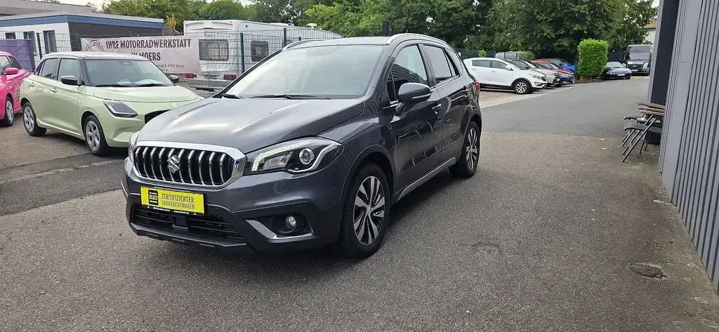 Gebraucht Suzuki SX4 S-Cross Comfort+ 140 PS (102 kW) 2018 Grau SUV
