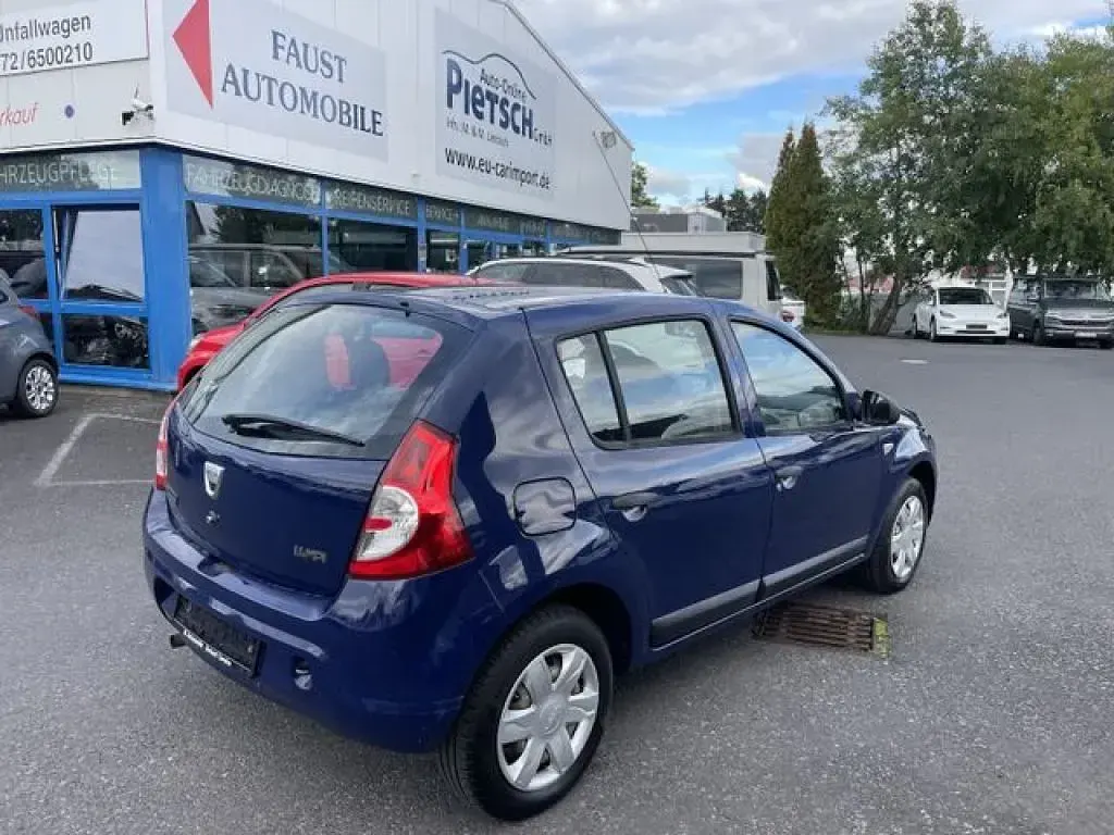 Gebraucht Dacia Sandero Basis 75 PS (55 kW) 2009 Blau Kleinwagen