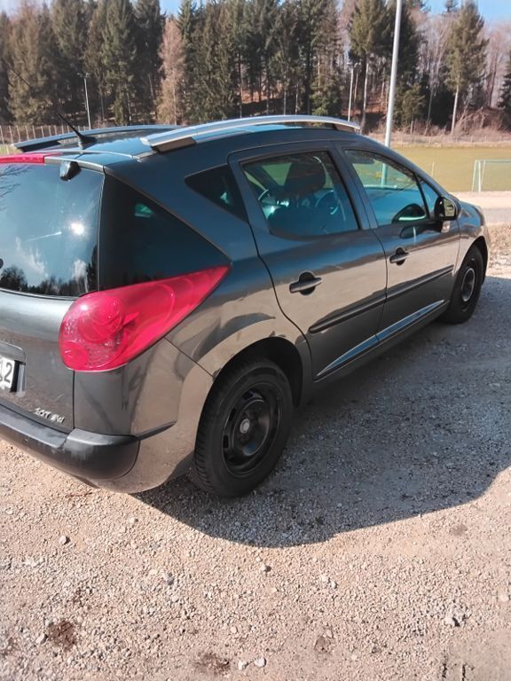 Grau Gebraucht 2009 Peugeot 207 Urban Move Kombi | 3.200 € (Etwas zu teuer) - Bild 1/4