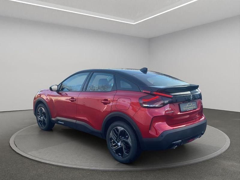 Gebraucht Citroën C4 Feel 131 PS (96 kW) 2023 Rot Limousine
