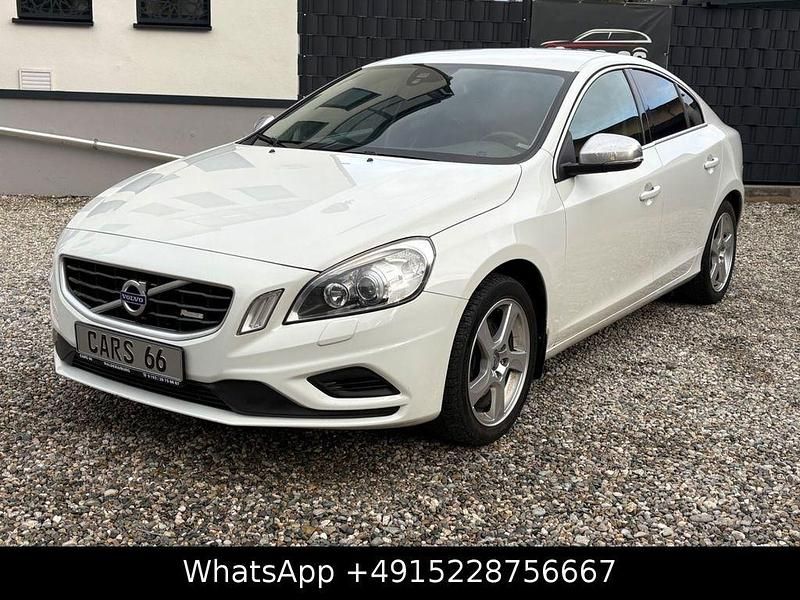 Gebraucht Volvo S60 R-Design 163 PS (119 kW) 2012 Weiß Limousine