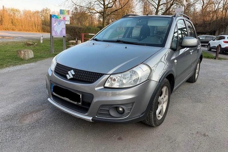 Gebraucht Suzuki SX4 Comfort 135 PS (99 kW) 2010 Grau Limousine