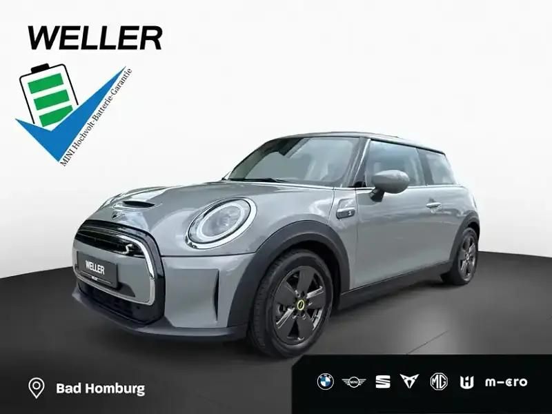 Moonwalk grey (grau) Gebraucht 2022 Mini Cooper SE Kleinwagen | 16.970 € (Guter Preis) - Bild 1/4