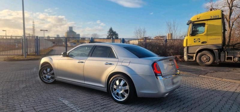 Gebraucht Chrysler 300C 286 PS (210 kW) 2013 Silber Limousine