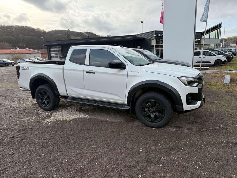 Weiß Neu 2025 Isuzu D-Max Abholung | 51.900 € - Bild 1/1