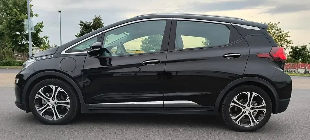 Używany Opel Ampera Ultimate 150 kW (204 KM) 2018 Czarny Hatchback