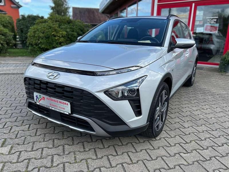 Gebraucht Hyundai Bayon Trend 101 PS (74 kW) 2021 Silber SUV
