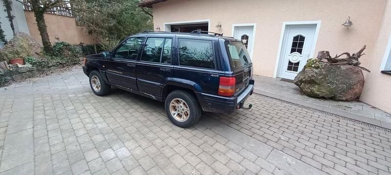 Grün Gebraucht 1997 Jeep Grand Cherokee Limited SUV | 3.400 € (Fairer Preis) - Bild 1/4