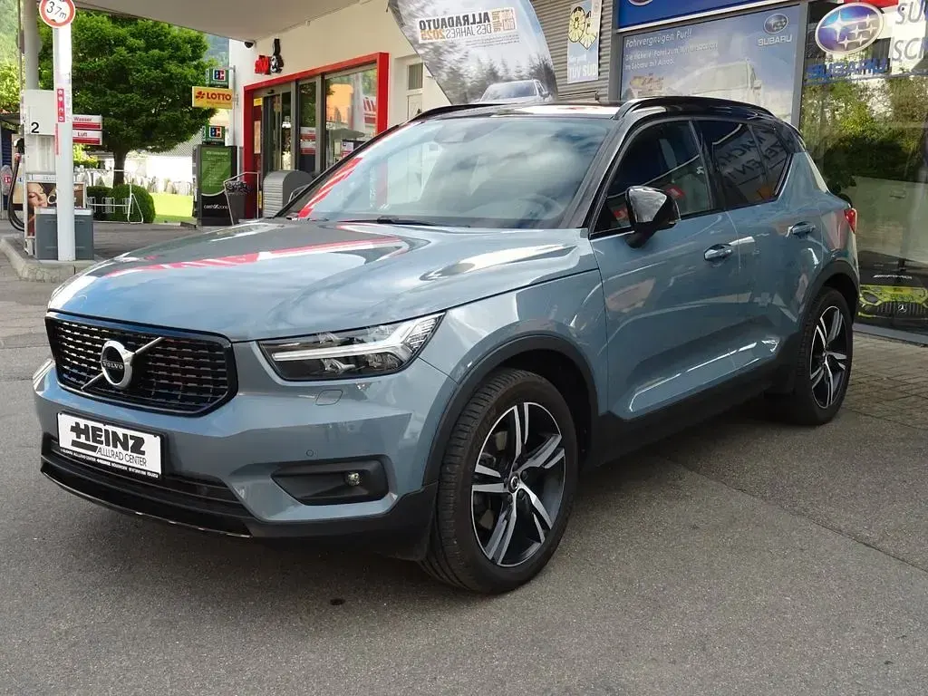 Gebraucht Volvo XC40 197 PS (144 kW) 2020 Grau SUV