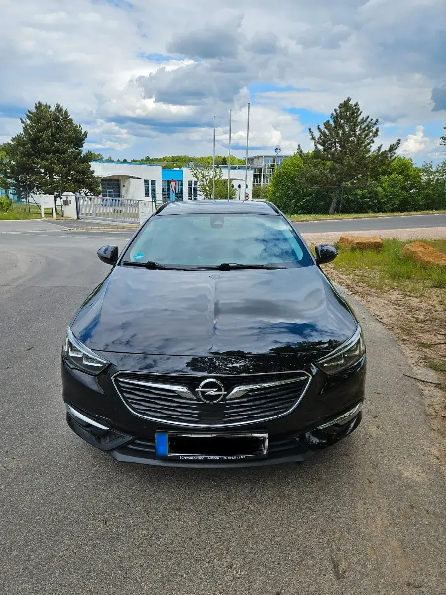 Gebraucht Opel Insignia 174 PS (127 kW) 2018 Schwarz Kombi