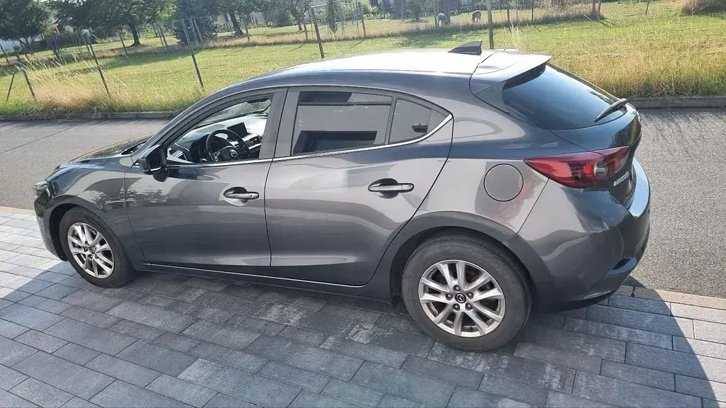 Gebraucht Mazda 3 Exclusive-Line 150 PS (110 kW) 2018 Grau Limousine