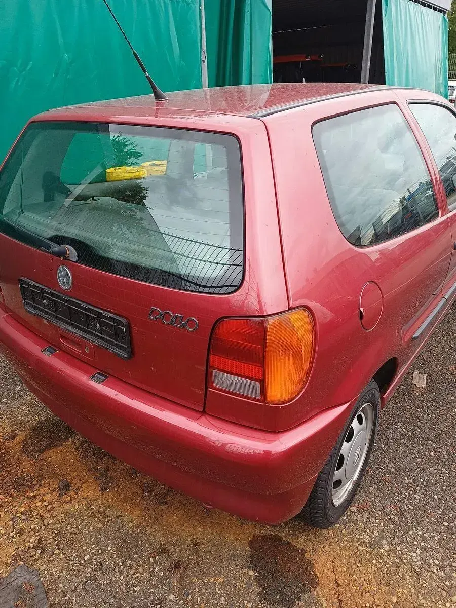 Usata VW Polo Basis 60 CV (44 kW) 1996 Berlina