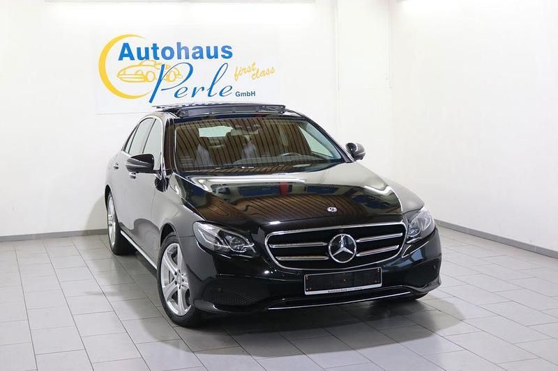 Schwarz Gebraucht 2019 Mercedes E400 Limousine | 34.890 € (Fairer Preis) - Bild 1/4