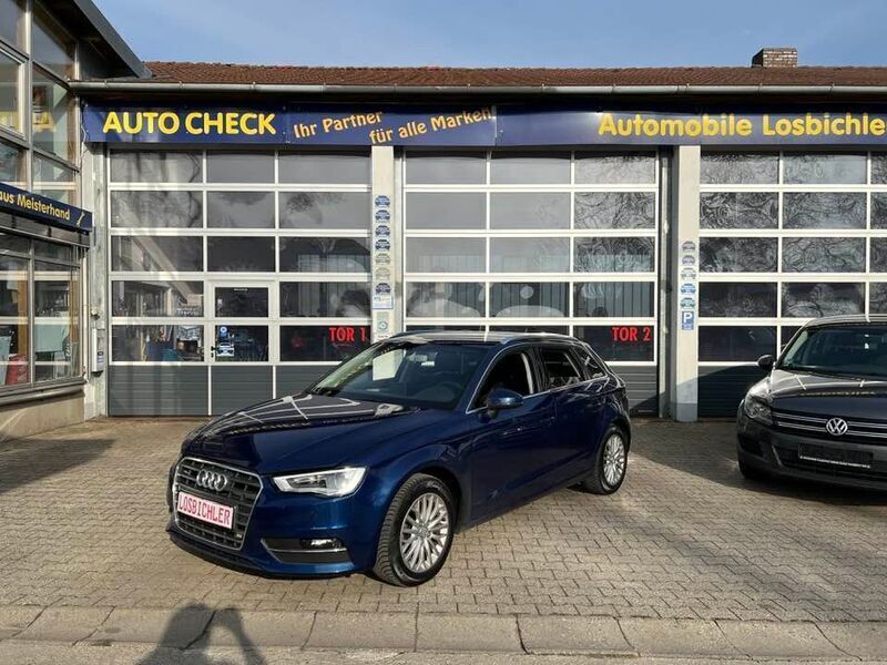 Blau Gebraucht 2016 Audi A3 Sportback Ambiente Limousine | 14.950 € (Fairer Preis) - Bild 1/4