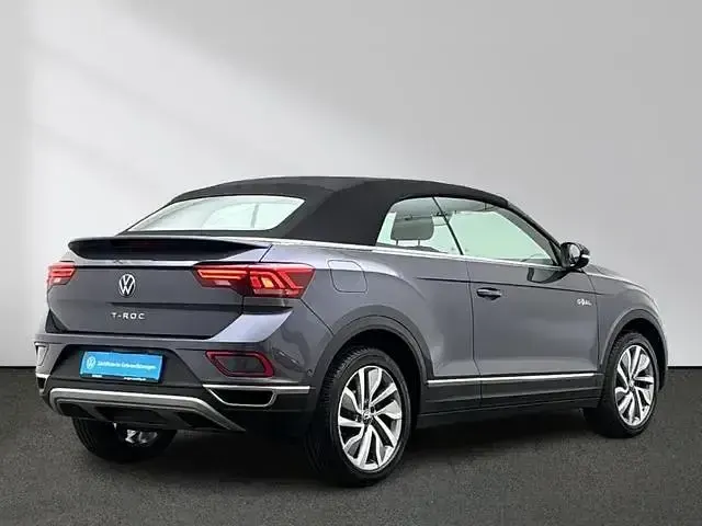 Gebraucht VW T-Roc Cabriolet Style 150 PS (110 kW) 2025 Rauchgrau Cabrio