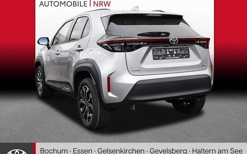 Gebraucht Toyota Yaris Cross Sport 130 PS (95 kW) 2025 Grau SUV