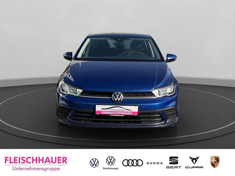 Gebraucht VW Polo Life 80 PS (58 kW) 2022 Blau Kleinwagen