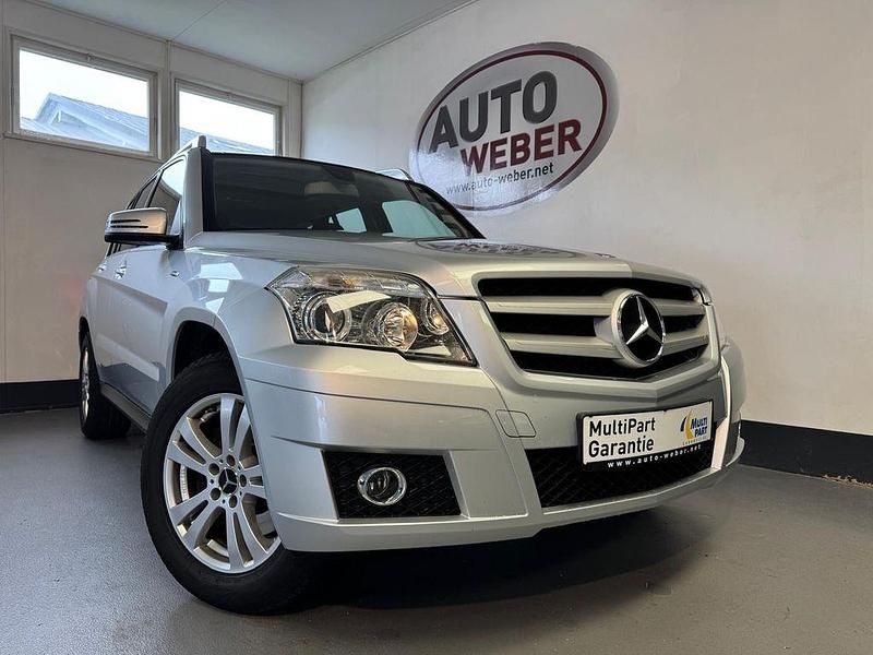 Silber Gebraucht 2011 Mercedes GLK200 Sport SUV | 12.890 € (Etwas zu teuer) - Bild 1/4
