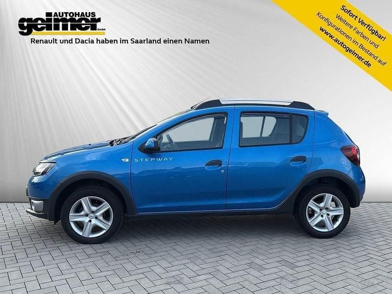 Gebraucht Dacia Sandero Prestige 90 PS (66 kW) 2017 Blau Limousine