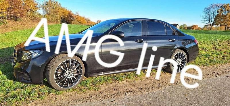 Gebraucht 2020 Mercedes E200 AMG line Limousine | 28.900 € (Guter Preis) - Bild 1/4