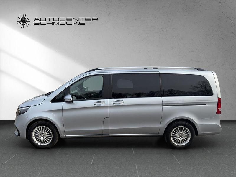 Gebraucht Mercedes V220 Style 163 PS (119 kW) 2024 Hightechsilber Van / Kleinbus