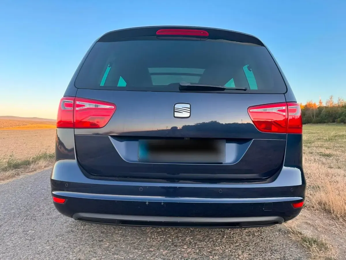 Gebraucht Seat Alhambra I-Tech 150 PS (110 kW) 2015 Blau Van / Kleinbus