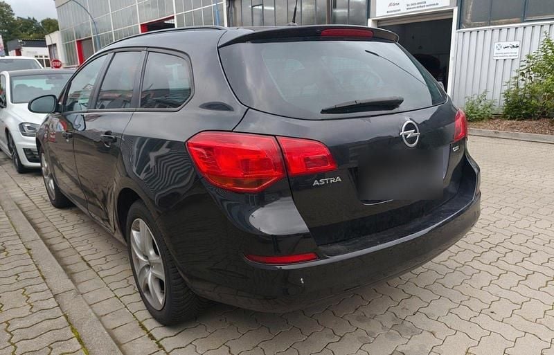 Gebraucht Opel Astra 110 PS (80 kW) 2011 Schwarz Kombi