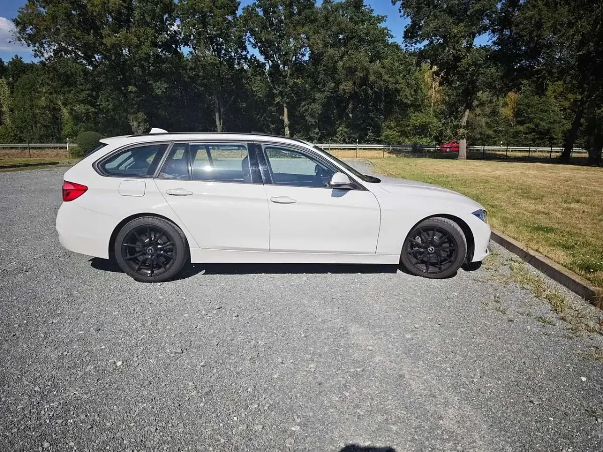 Gebraucht BMW 340 Sport Line 326 PS (239 kW) 2019 Weiß Kombi