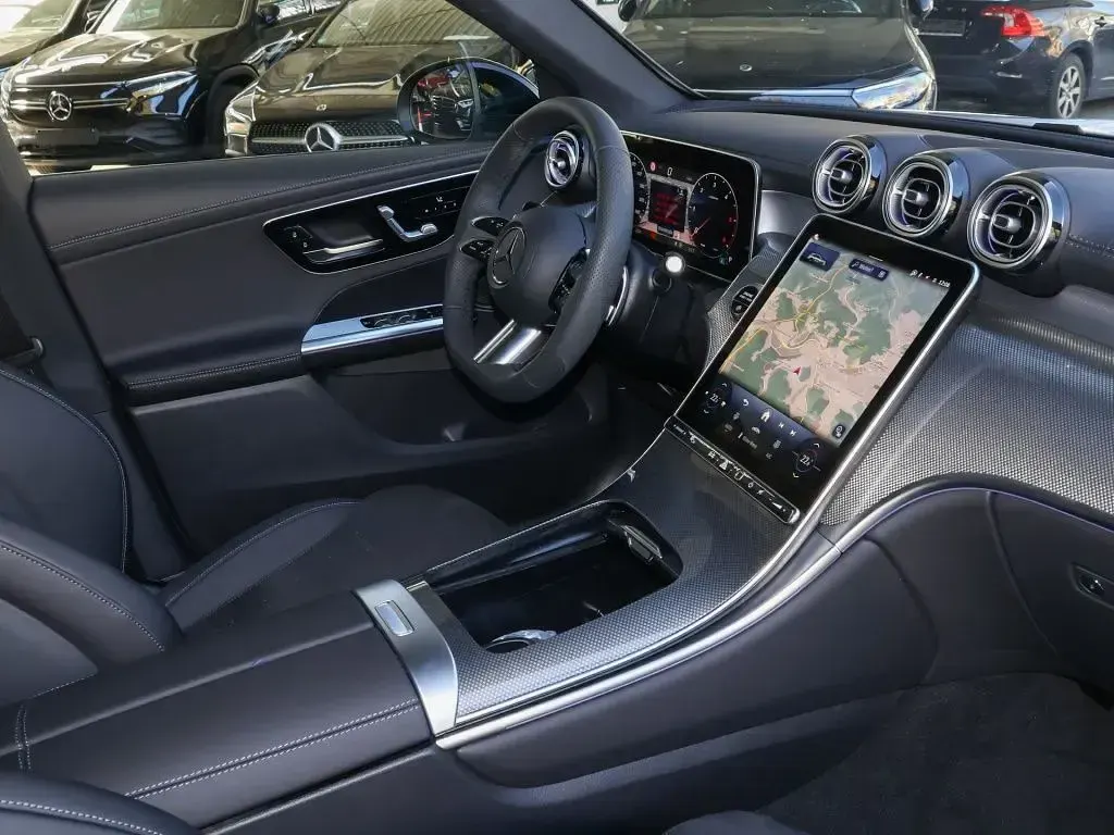 Gebraucht Mercedes GLC200 AMG 163 PS (119 kW) 2026 Weiss unilack polarweiss SUV