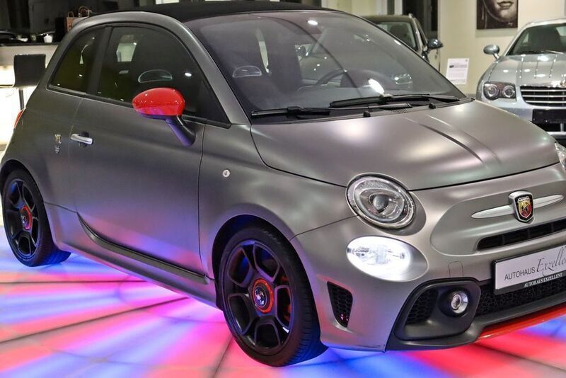 Gebraucht Abarth 595C Pista 160 PS (117 kW) 2020 Colore esterno (asphalt grau) Cabrio