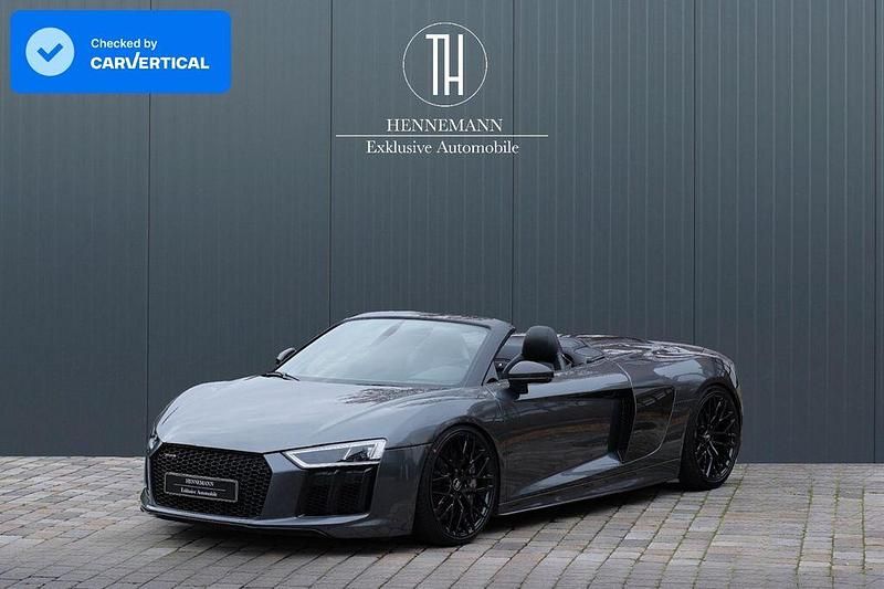 Daytonagrau perleffekt Gebraucht 2018 Audi R8 Spyder Sport Cabrio | 119.750 € (Fairer Preis) - Bild 1/4