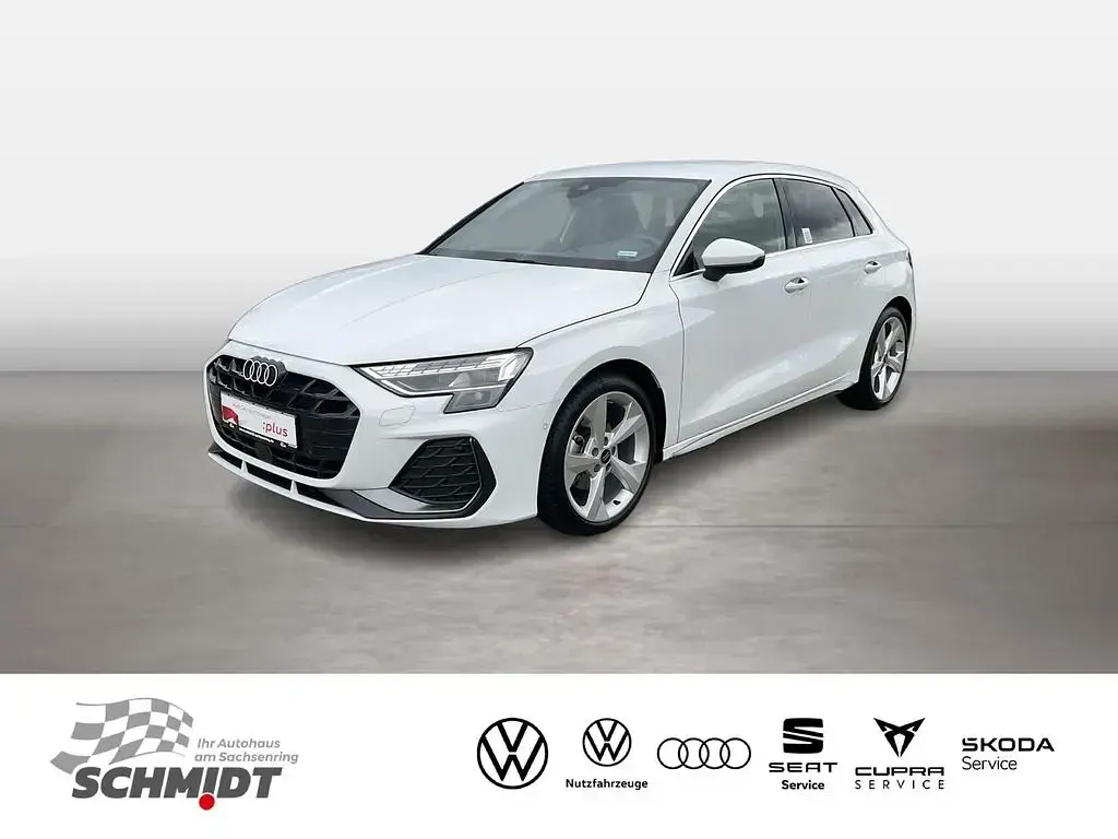 Gebraucht Audi A3 S-Line 116 PS (85 kW) 2024 Weiß Limousine