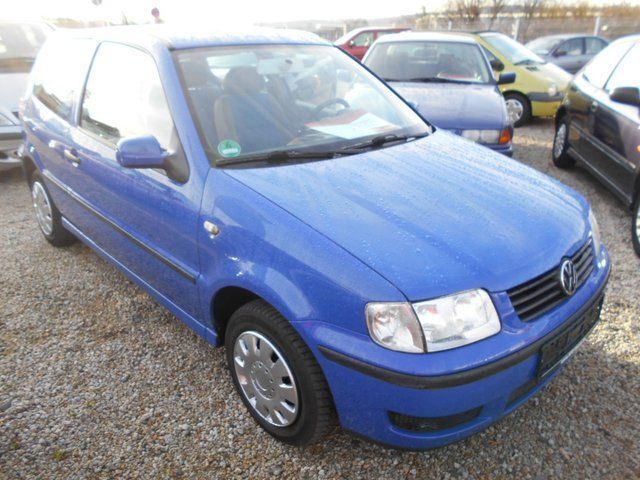 Gebraucht VW Polo Basis 50 PS (36 kW) 2001 Blau Limousine