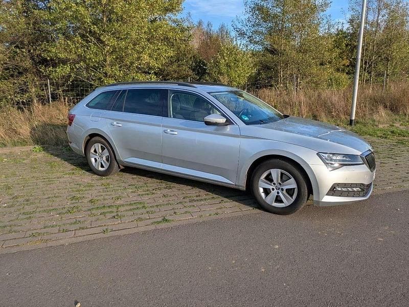 Gebraucht Skoda Superb Premium Edition 150 PS (110 kW) 2020 Kombi