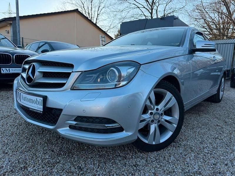 Gebraucht Mercedes C180 156 PS (114 kW) 2014 Iridiumsilber Coupé