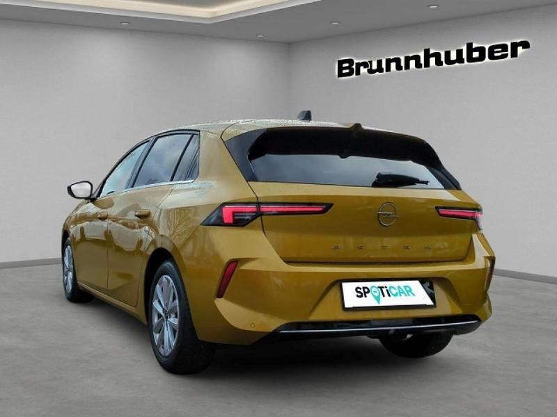 Gebraucht Opel Astra Elegance 131 PS (96 kW) 2023 Gelb Limousine