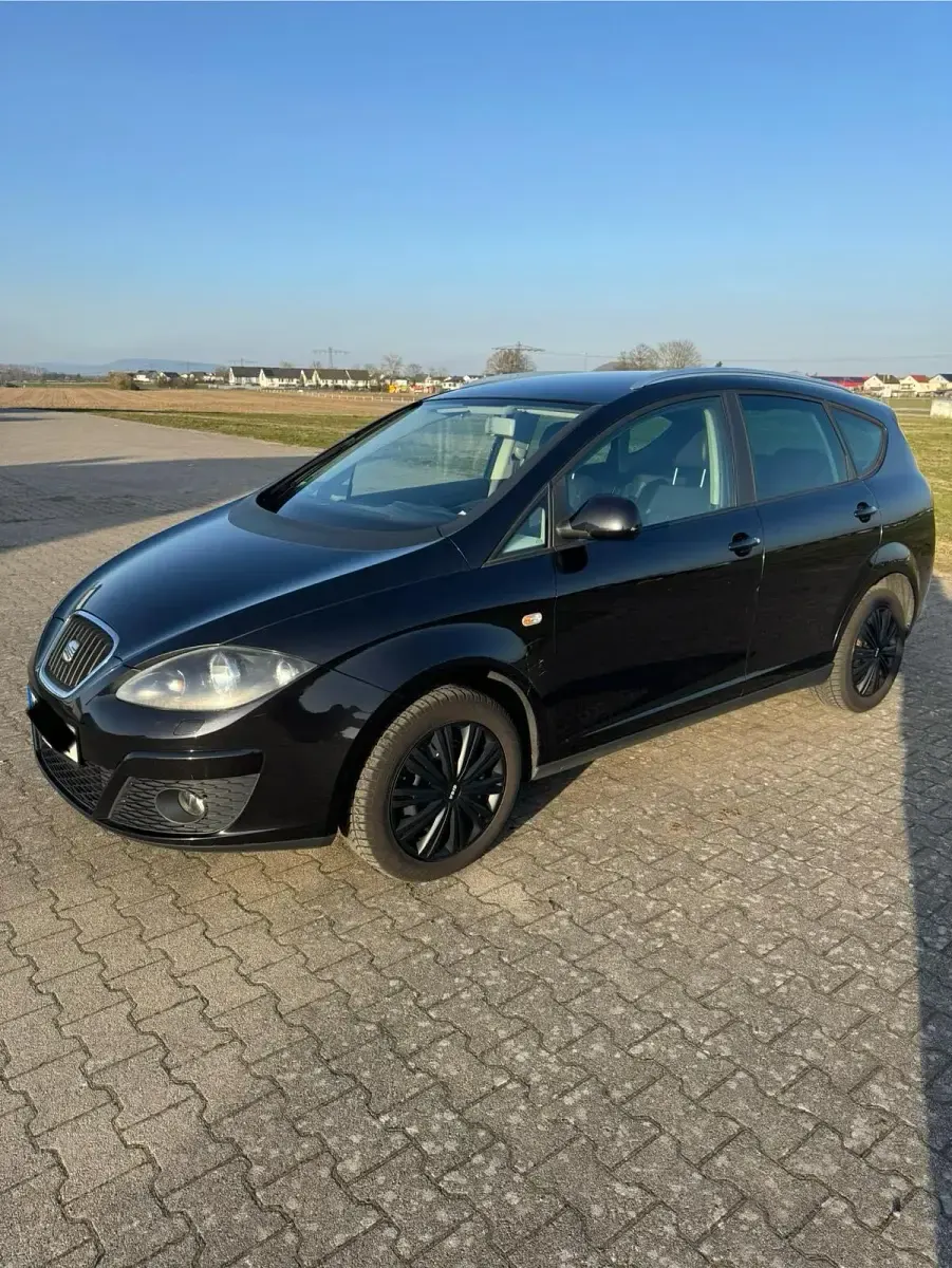 Gebraucht Seat Altea XL 105 PS (77 kW) 2011 Schwarz Van / Kleinbus