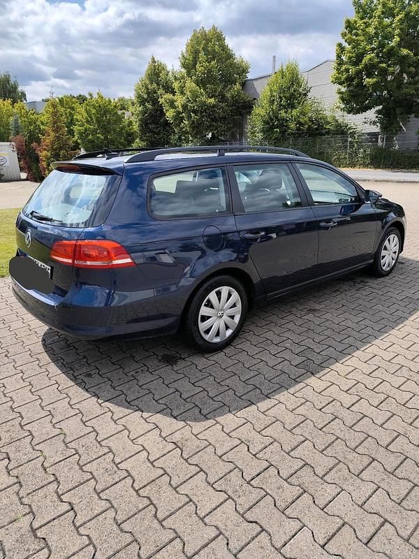 Gebraucht 2011 VW Passat Kombi | 4.750 € (Guter Preis) - Bild 1/4