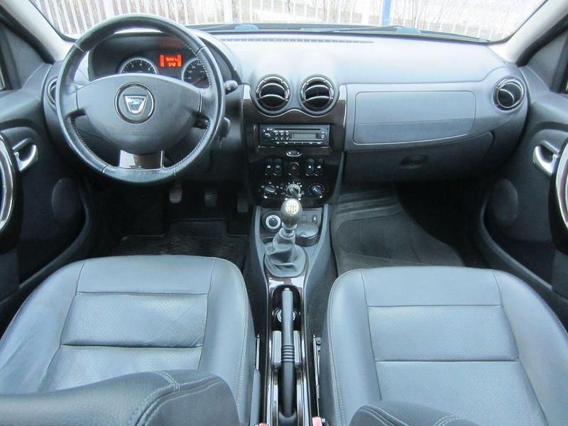 Gebraucht Dacia Duster Prestige 105 PS (77 kW) 2010 Schwarz SUV