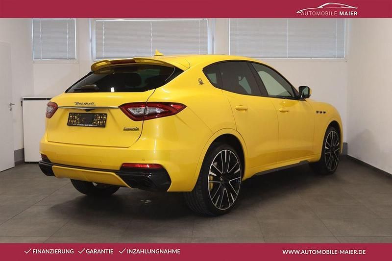 Gebraucht Maserati Levante 581 PS (427 kW) 2020 Giallo modenese SUV