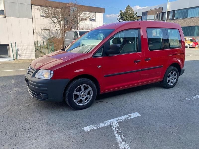 Gebraucht VW Caddy Life 102 PS (75 kW) 2009 Rot Van / Kleinbus