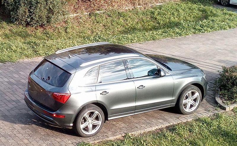 Grau Gebraucht 2012 Audi Q5 S-Line SUV | 17.000 € (Etwas zu teuer) - Bild 1/4