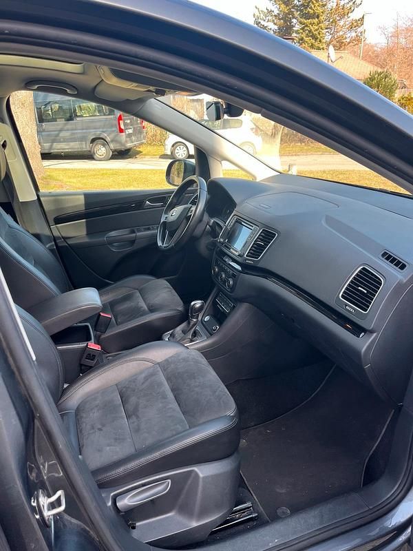 Gebraucht Seat Alhambra Style 150 PS (110 kW) 2017 Grau Van / Kleinbus